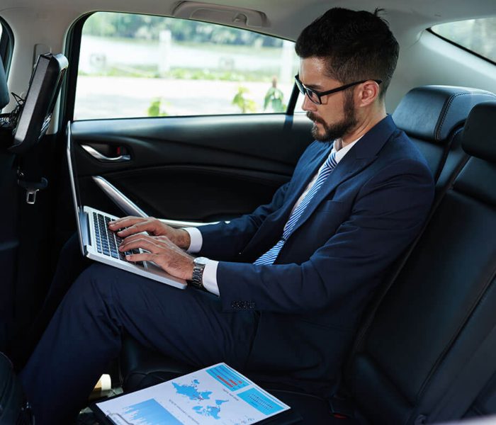 Corporate-Car-Hire-Dubai