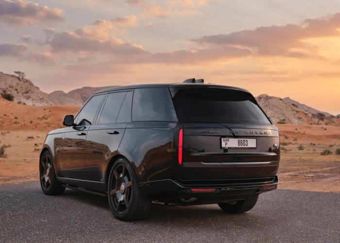 RANGE-ROVER-VOUGE-HSE-2023-1024x768