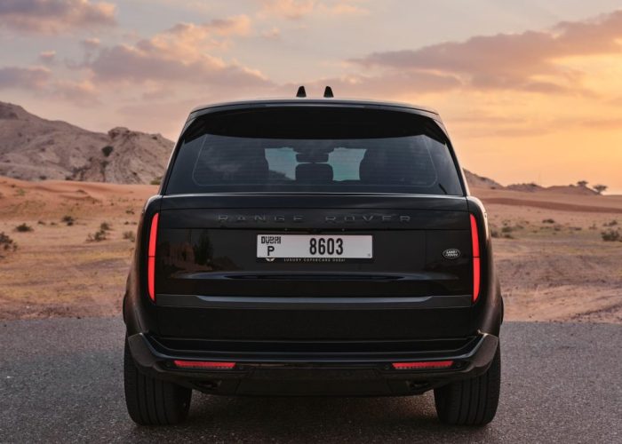 RANGE-ROVER-VOUGE-HSE-2023-13-1024x797